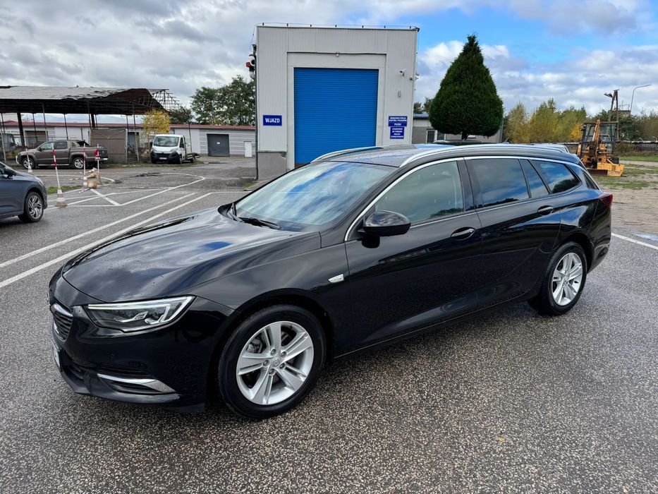 Opel Insignia Klimatronik Nawigacja Kamera Ledy Skóry HEAD UP Automat HAK 2xKOŁA