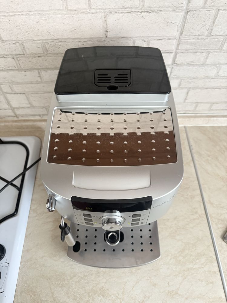 Кофемашина DeLonghi Magnifica S ECAM 22.110