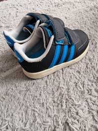 Adidas buty rozm 22