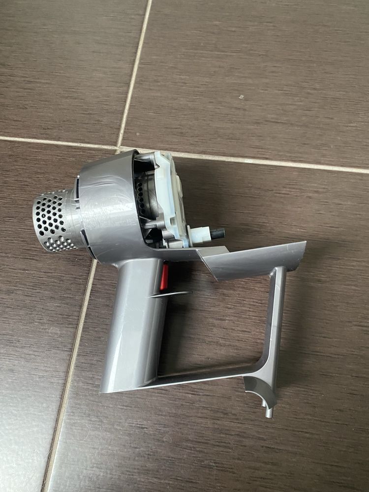 Пылесос Dyson V10