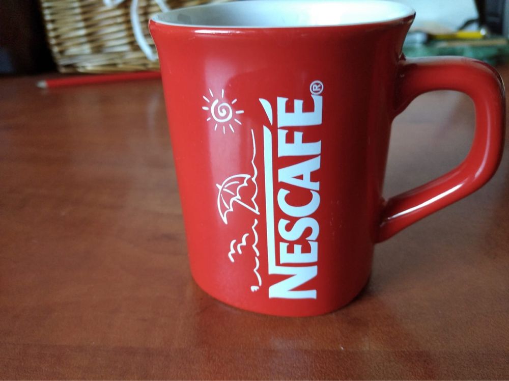 Kubki nescafe cztery pory roku komplet