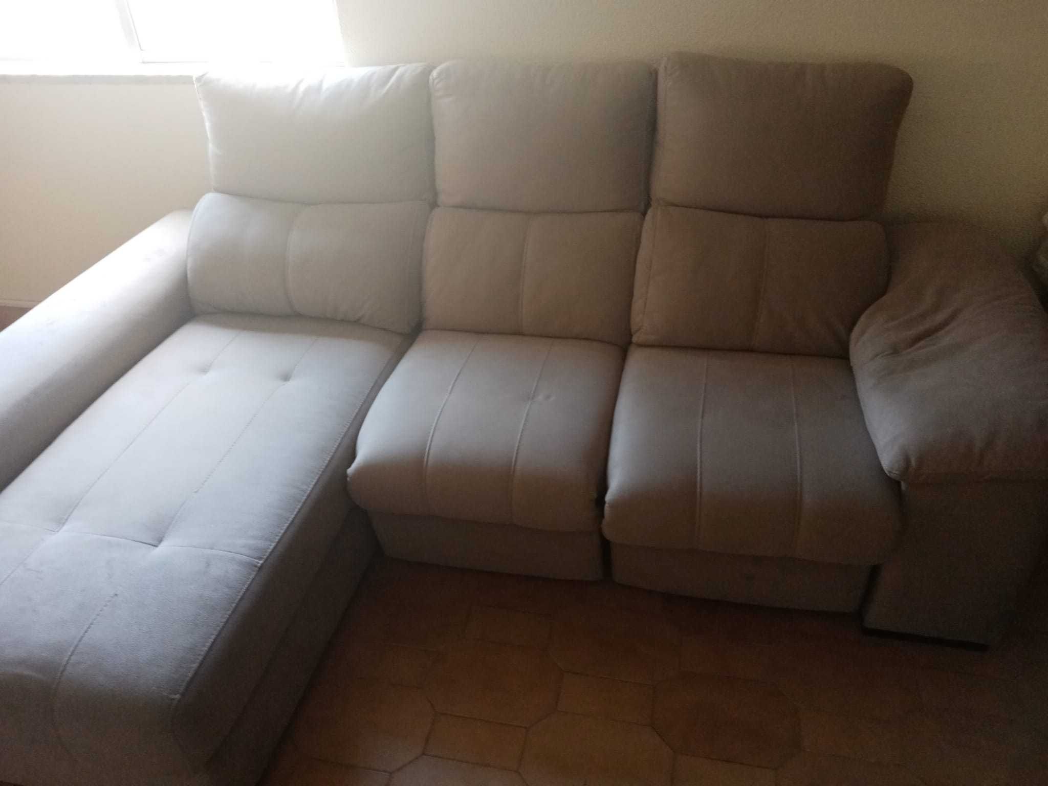 Sofá chaise long