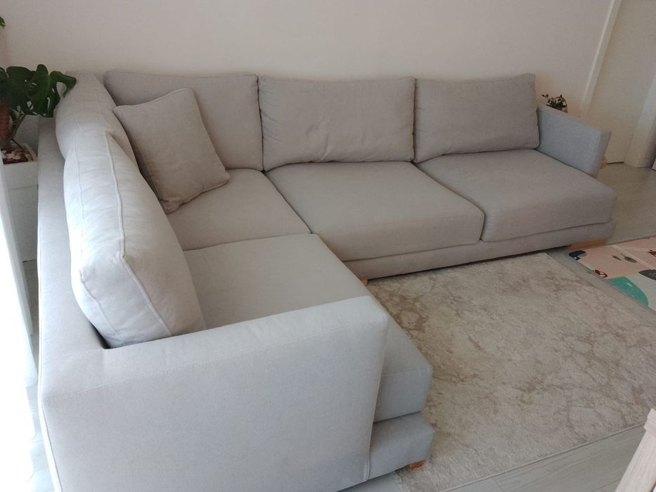 Sofá de canto cinza da HOmy Casa