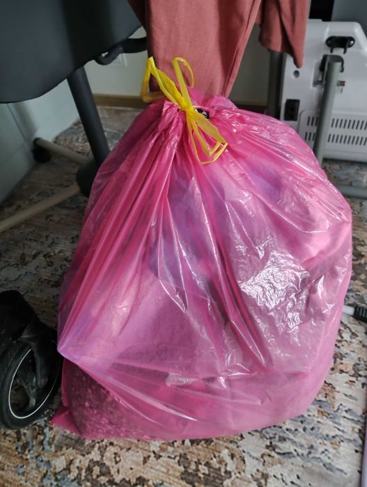 Ubrania ciążowe r L (worek 60 litrów)