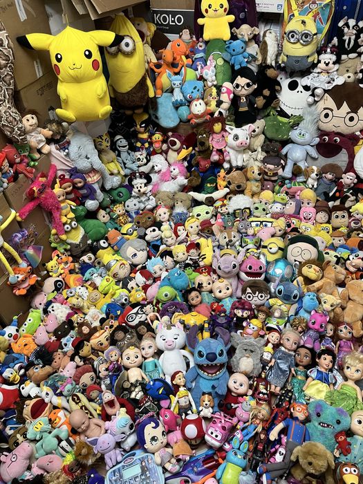 Іграшки ціни різні