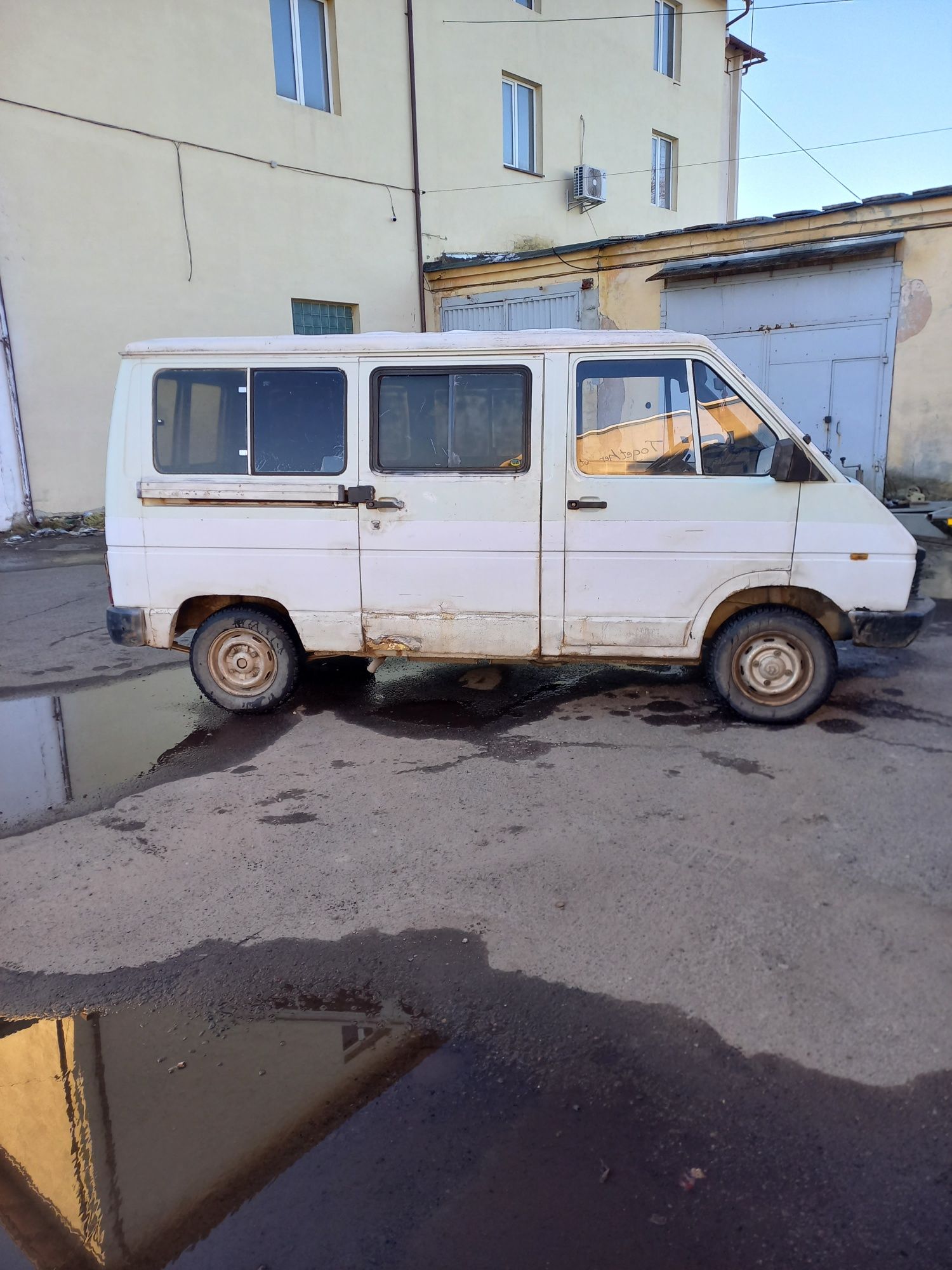 Продам рено трафік