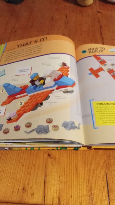 Книга LEGO  Minifigure mission