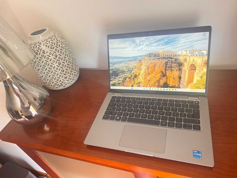 Dell Latitude 5440 |14"FulHD|i5-1335u c/10+12Cores|16Gb|256Gb|Garantia