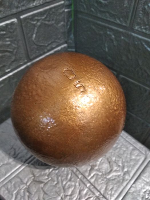 Ядро легкоатлетичне 5 кг ; 6 кг ; 7, 257 кгкг