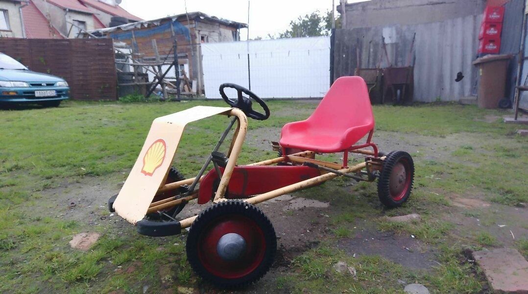 Gokart dziecięcy na pedały