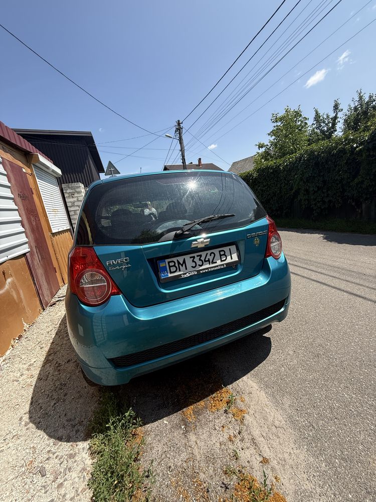 Продам машину Chevrolet Aveo 2009