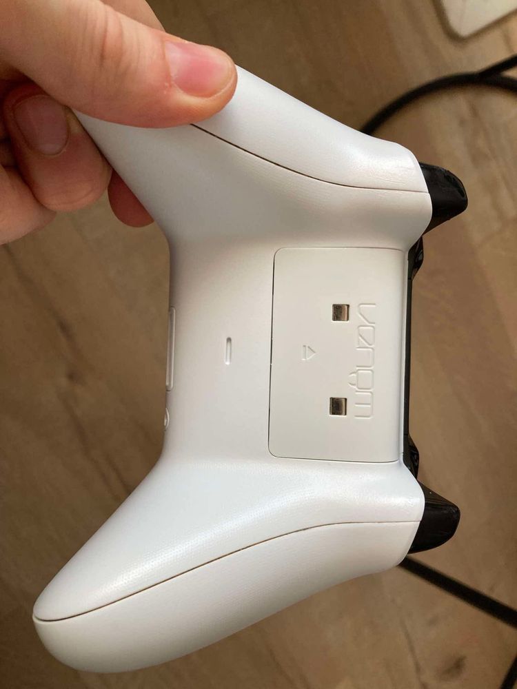 Konsola XBOX ONE S 1TB + dodatki