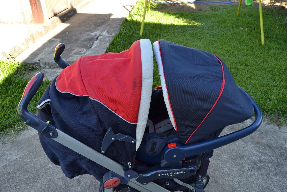 Carrinho de Bebé duo Pierre Cardin Usado