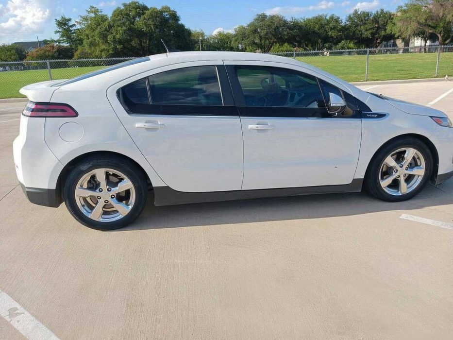 Chevrolet Volt Premium      2014