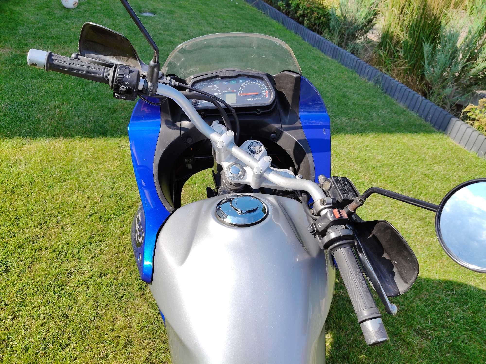 Sprzedam motocykl Honda Varadero 125 cm3 (bez prawa jazdy A)