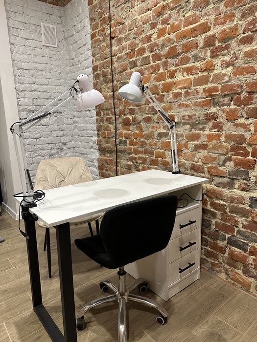 Оренда місця майстра манікюра