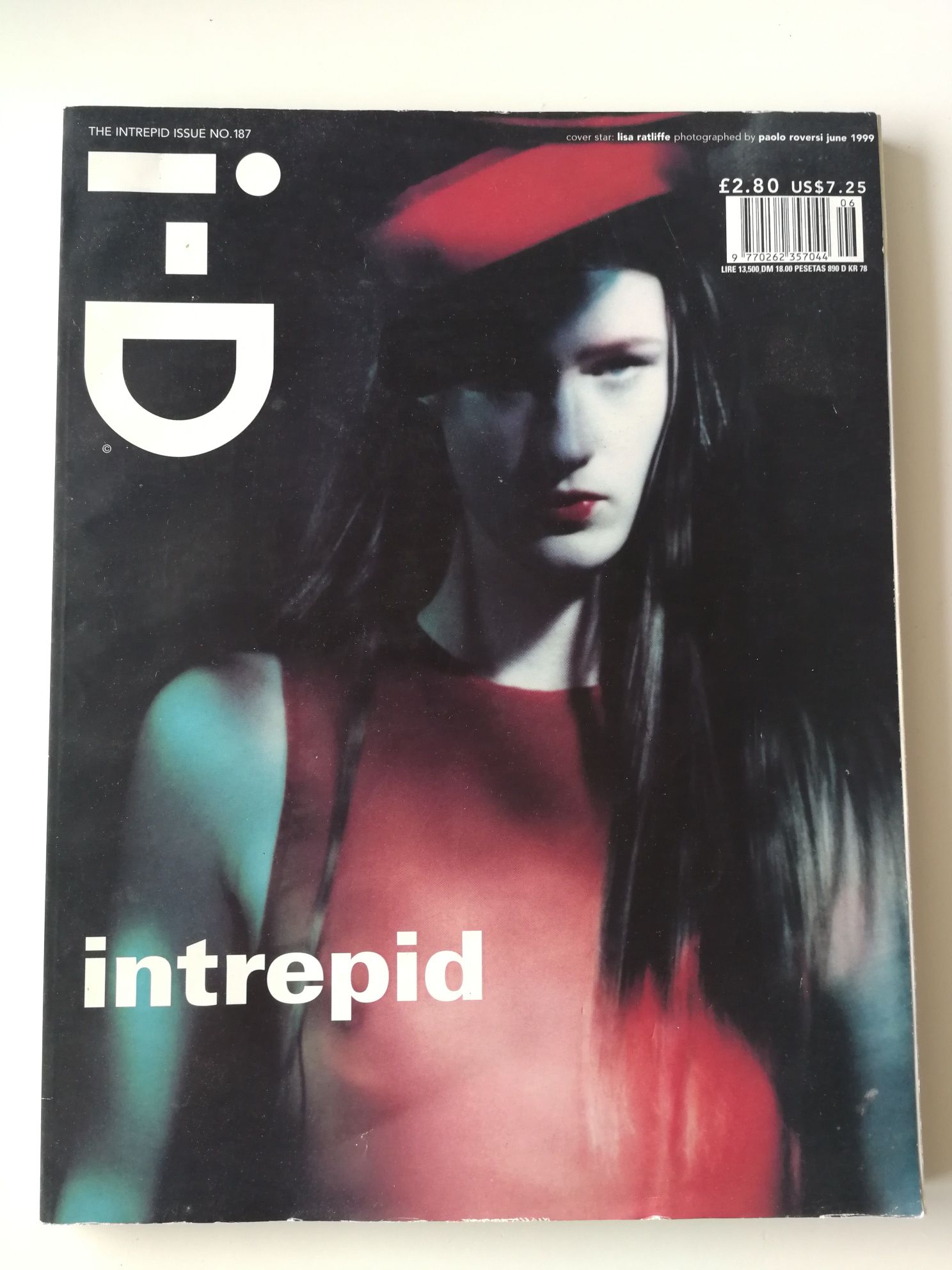 Revistas ID - i-D Magazine