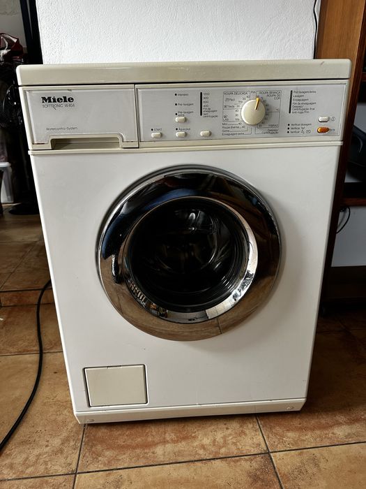Maquina lavar roupa Miele