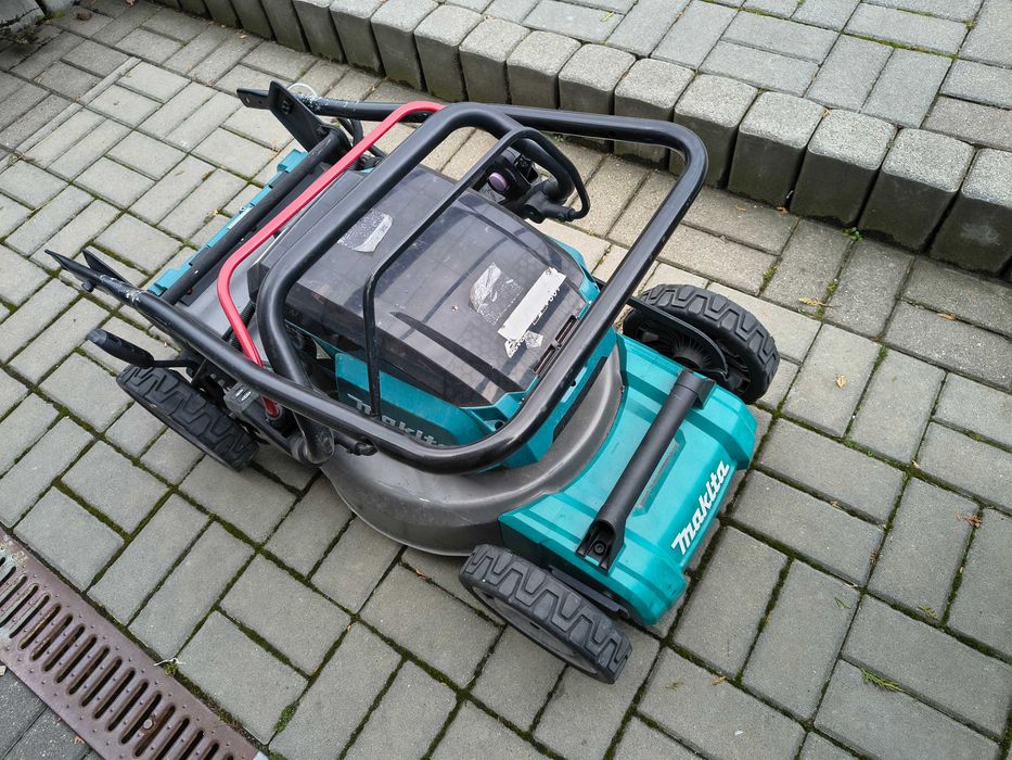 Makita kosiarka akumulatorowa 460 mm (18”) – bez baterii