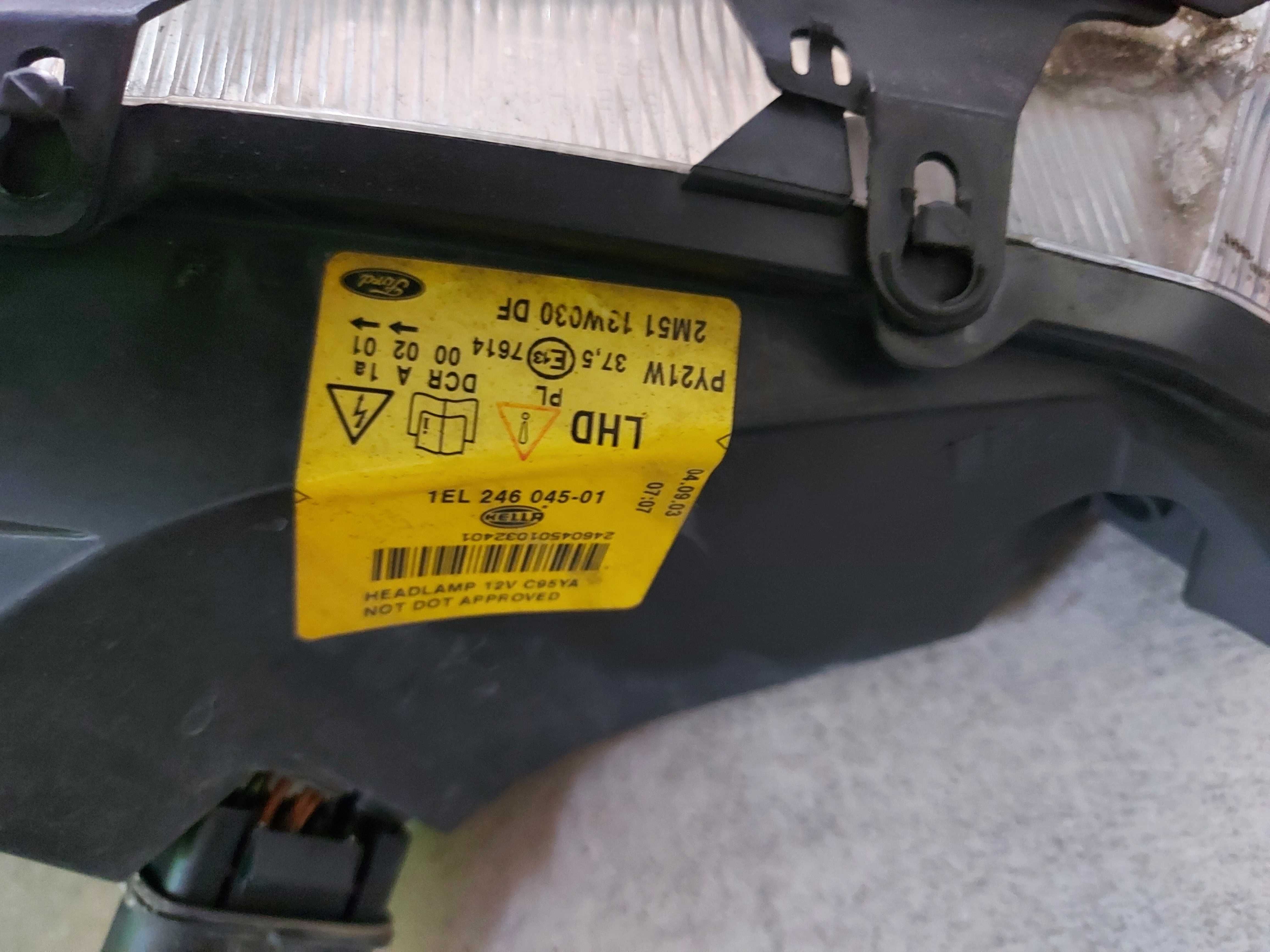 Ford Focus MK1 Lift lampa przednia lewa XENON FV transport/dostawa