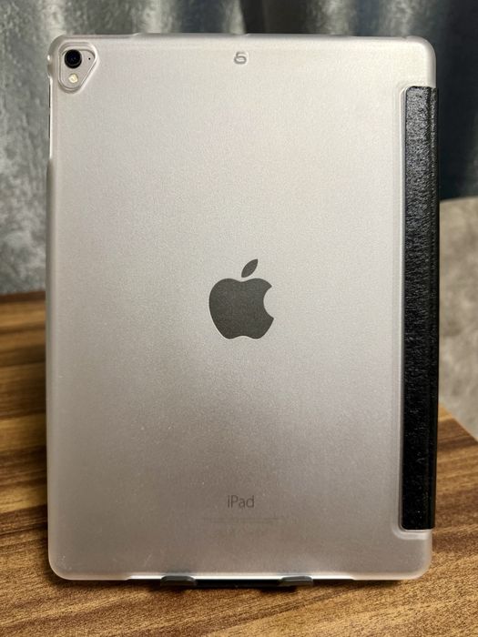 IPad Pro 9,7 (2016) wi-fi 128 Gb. у відмінному стані
