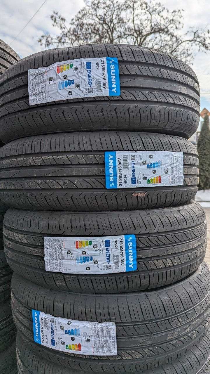 Шини 215/65 R16 98V Sunny NP226