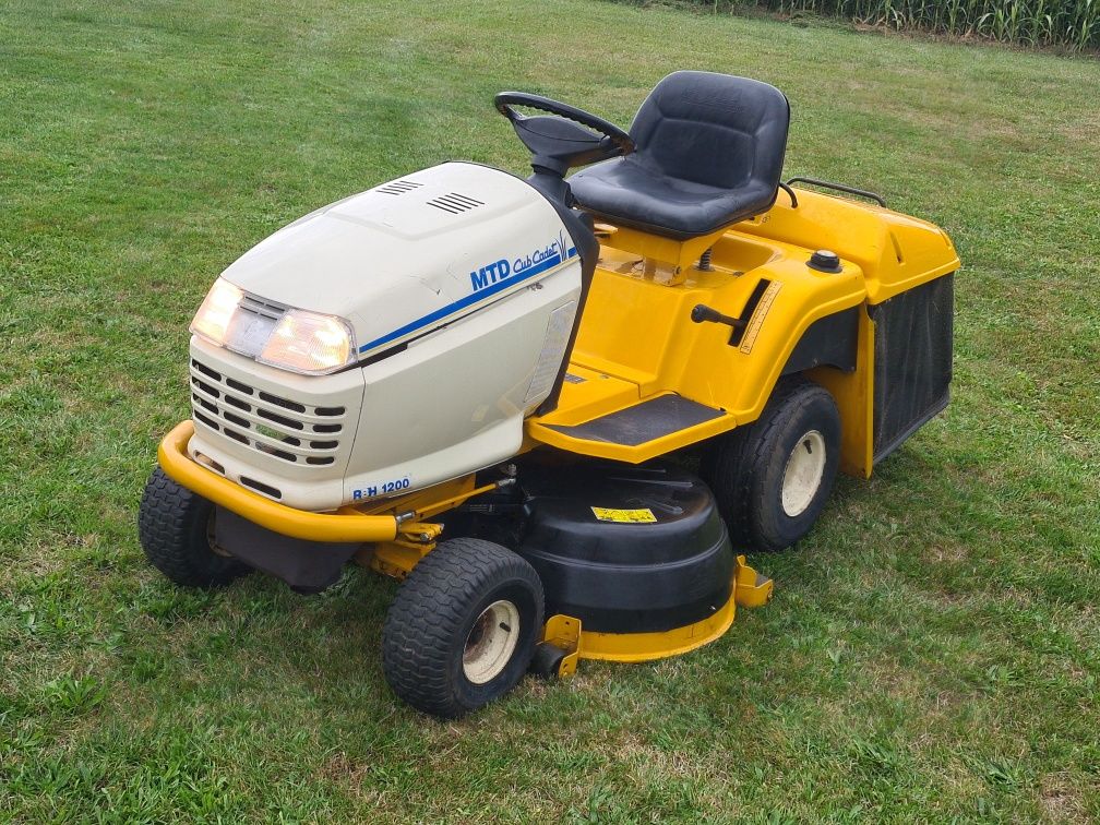 Traktorek kosiarka MTD Cub Cadet RBH 1200 BRIGGS 20KM hydro el kosz