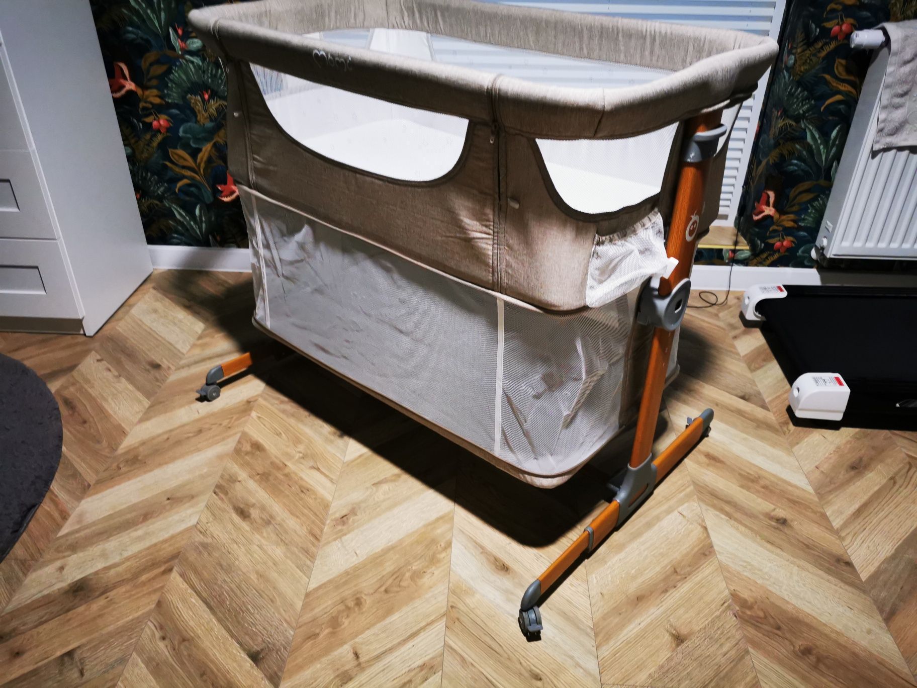 MoMi SMART BED łóżeczko dostawne 4w1 BEŻOWE