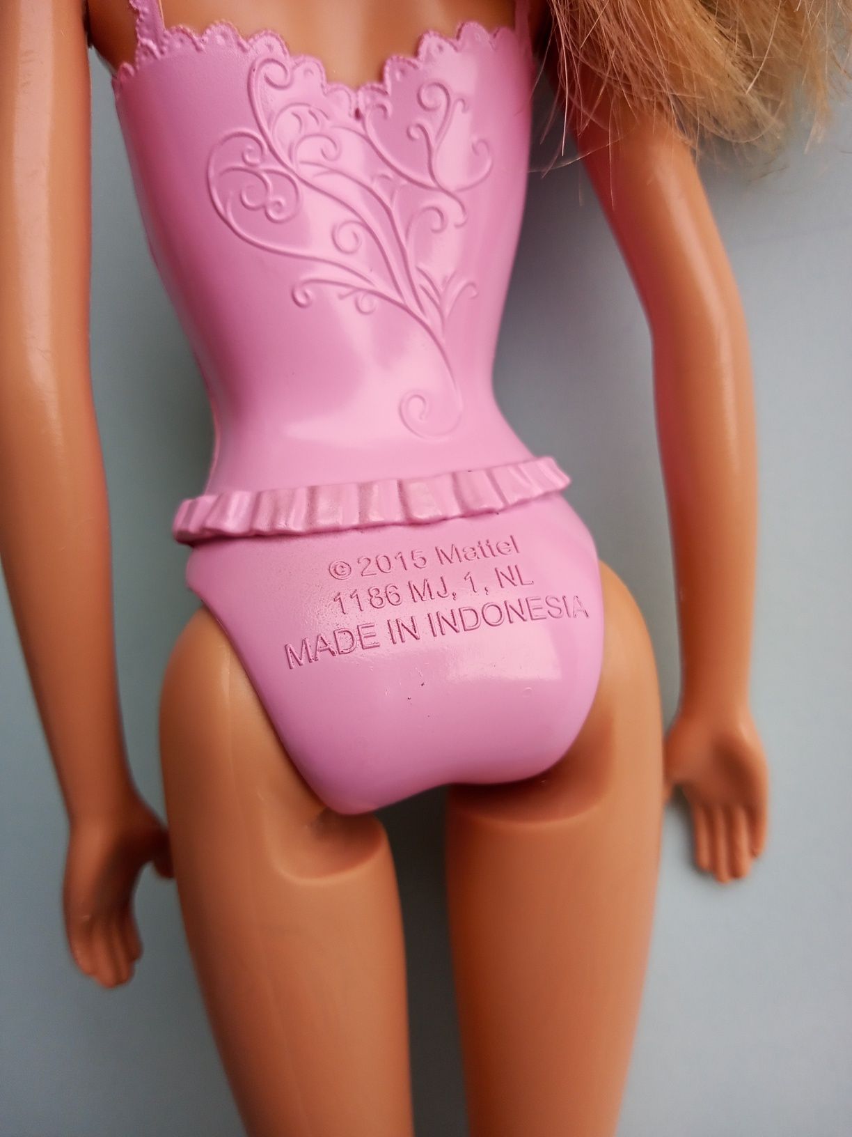 Lalka Barbie w stroju