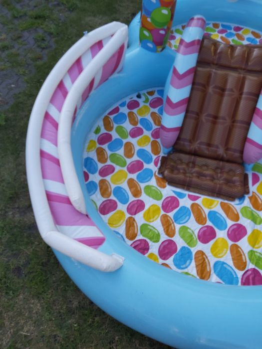 dmuchany plac zabaw Intex „Candy Zone” (Strefa Słodyczy