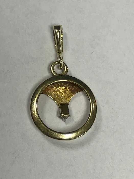 Złota zawieszka, wisiorek 14kt 1,4 gram z diamencikiem
