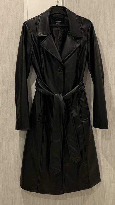 Пальто чорне шкіряне