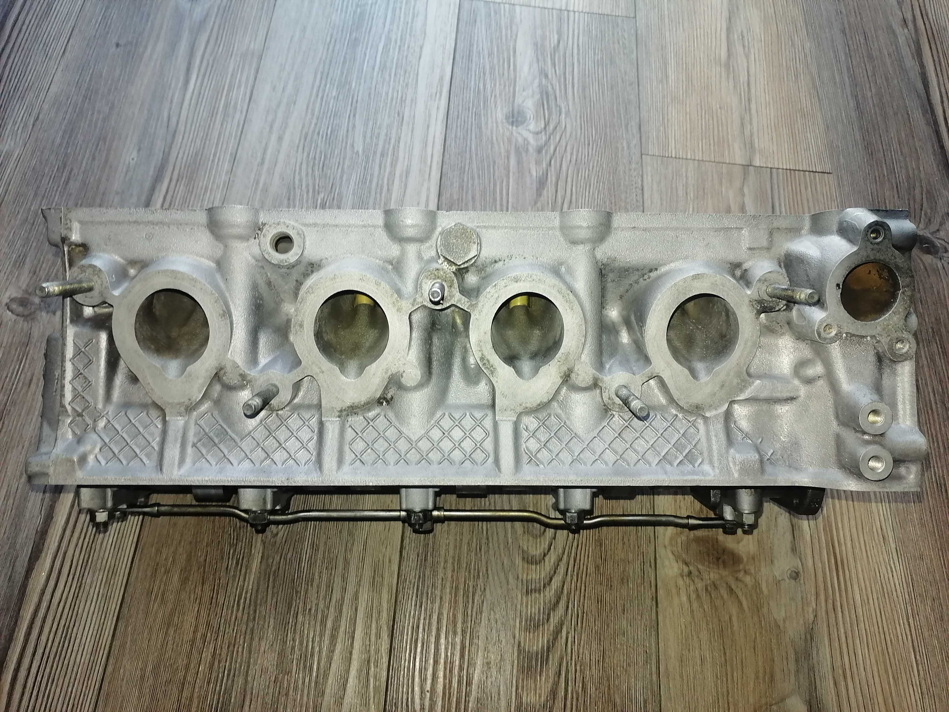 Głowica bmw e36 1.8 M43