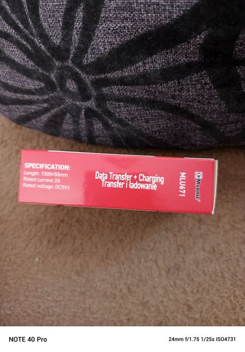 Kable USB do iPhone.