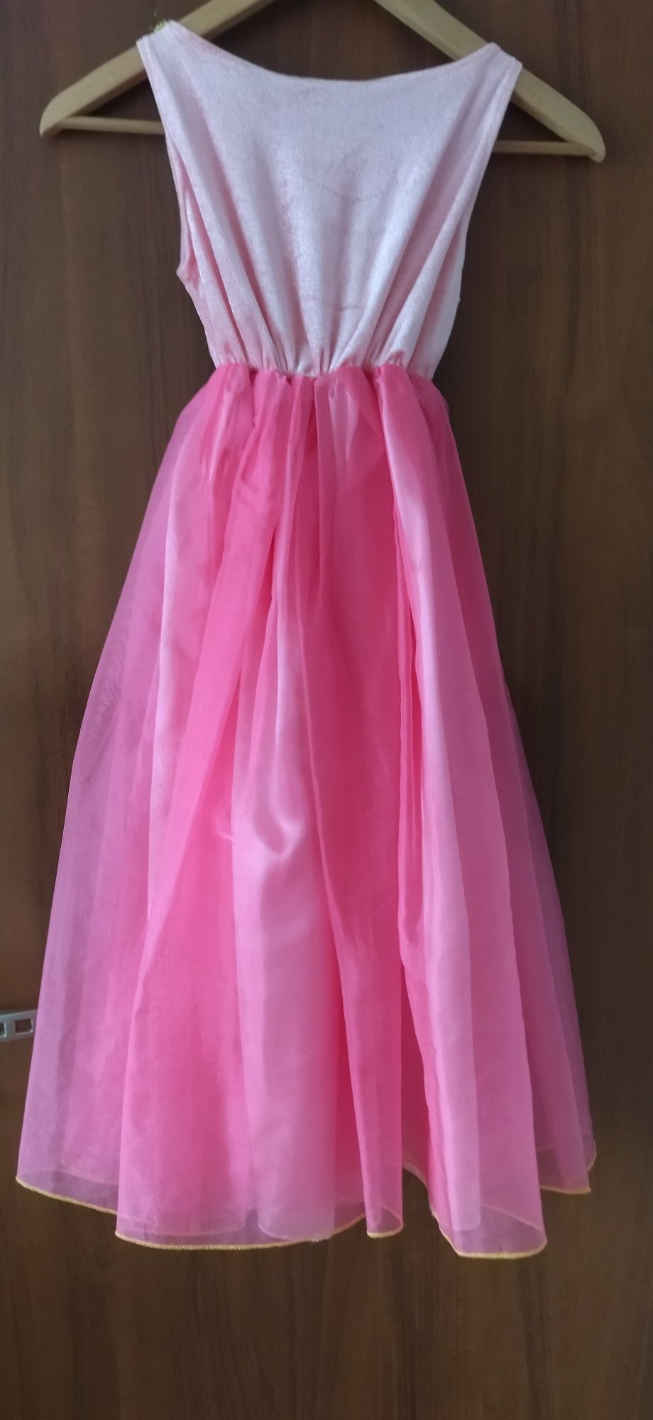 Sukienka karnawałowa księżniczki dla dziewczynki używana