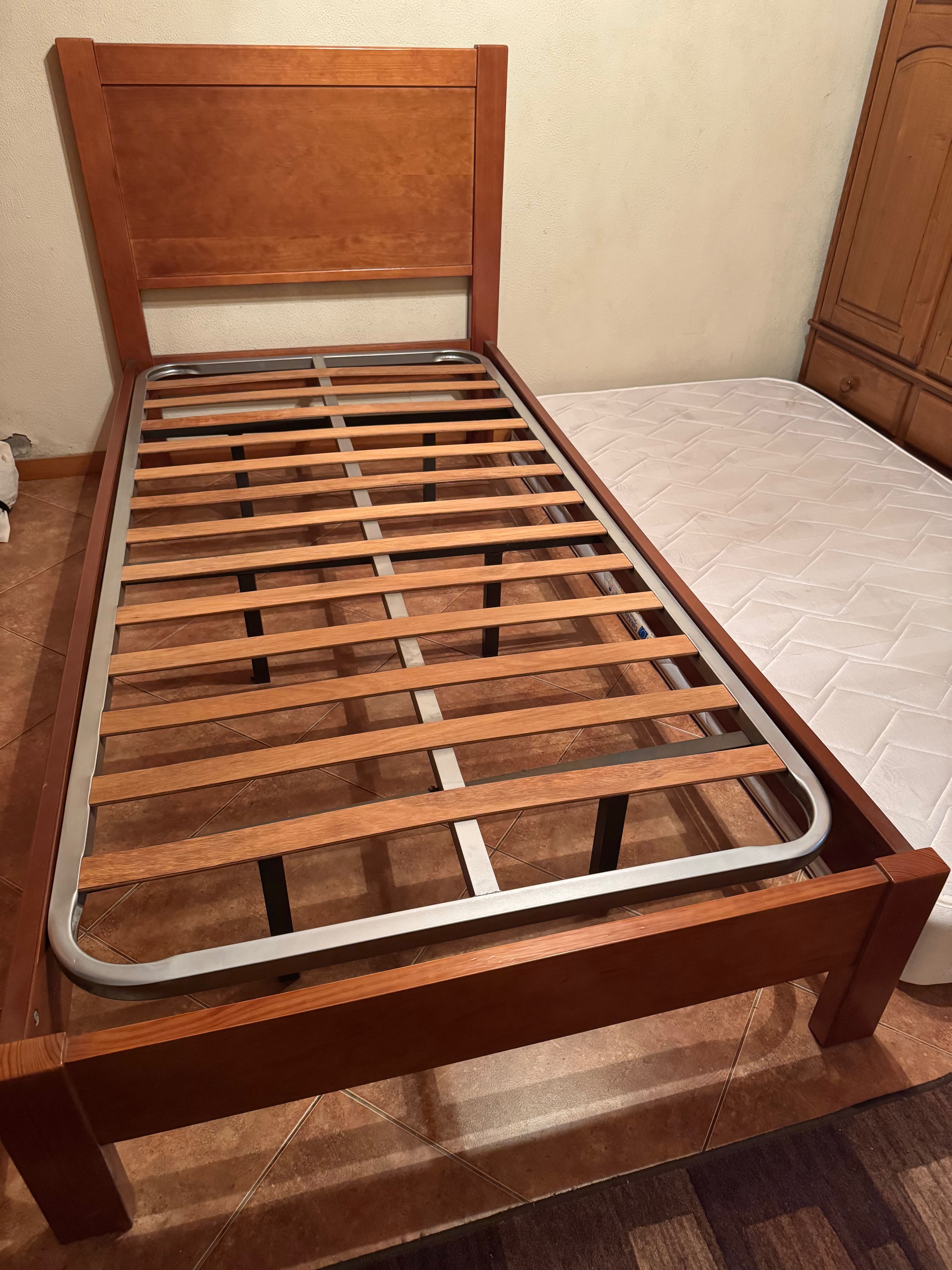 Cama de solteiro + colchão