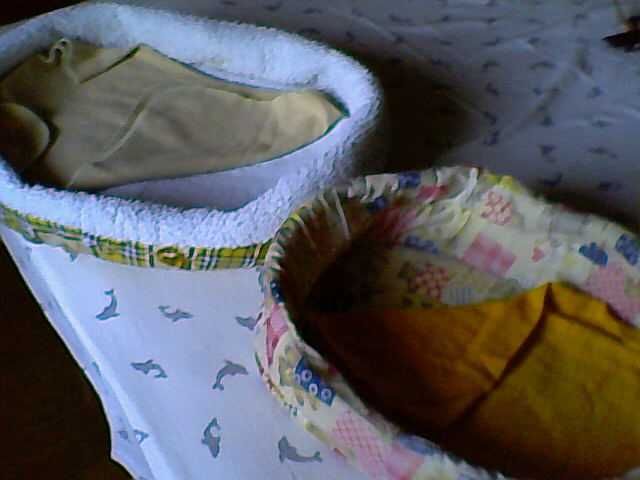 Arranhador enorme em Madeira para Gatos (NOVO) + 2 camas para gatos !