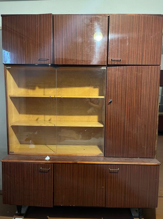 Шафа для одягу радянських часів