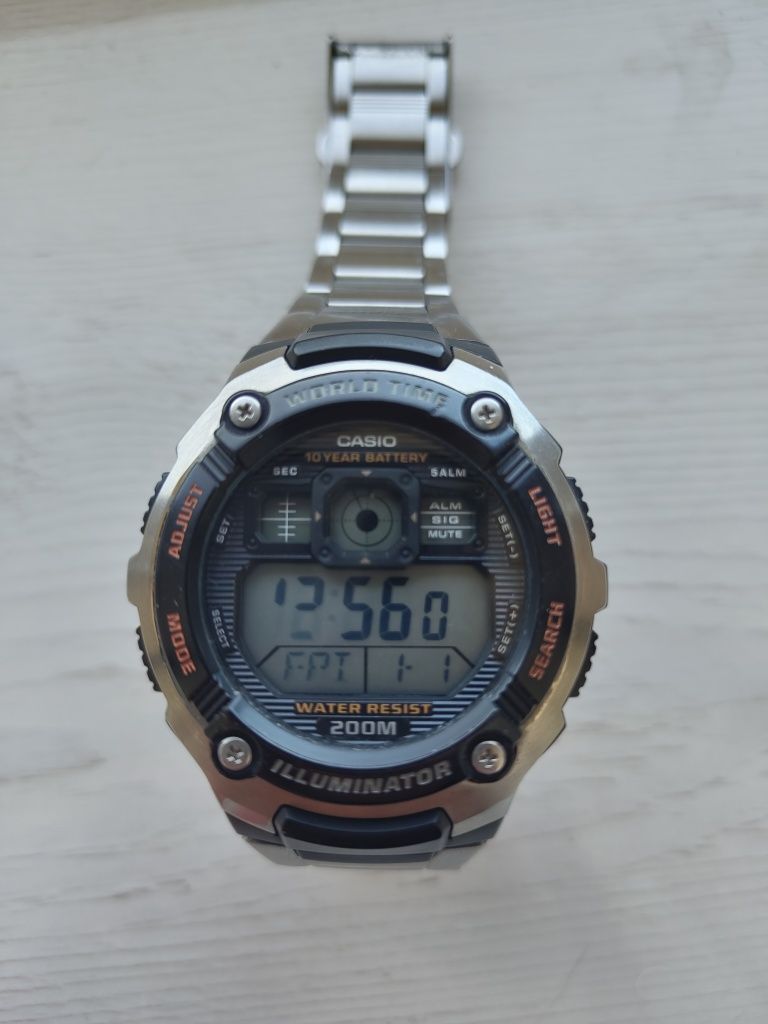 Casio AE2000W 3199 на запчастини
