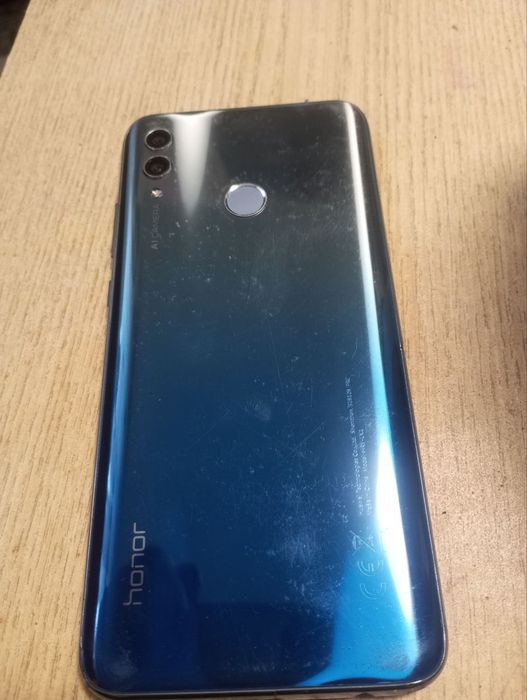 Продам Телефон Honor 10 лайт