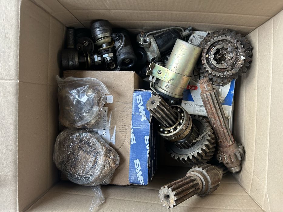 Вал КПП УАЗ 4-х ступка оригінал ссср