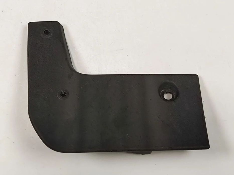 HYUNDAI KONA EV 19-20r Chlapacz Przód Prawy