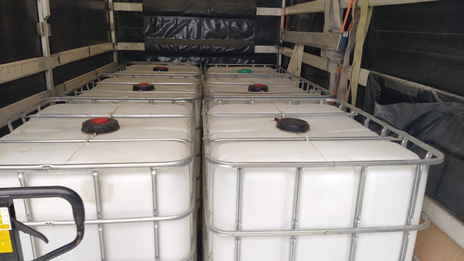 Nawadnianie , Mauzery 1000L , zbiornik , zbiorniki na wodę ,transport