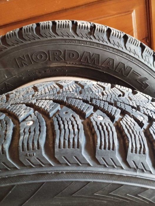 Шини зимові Nokian nordman 4