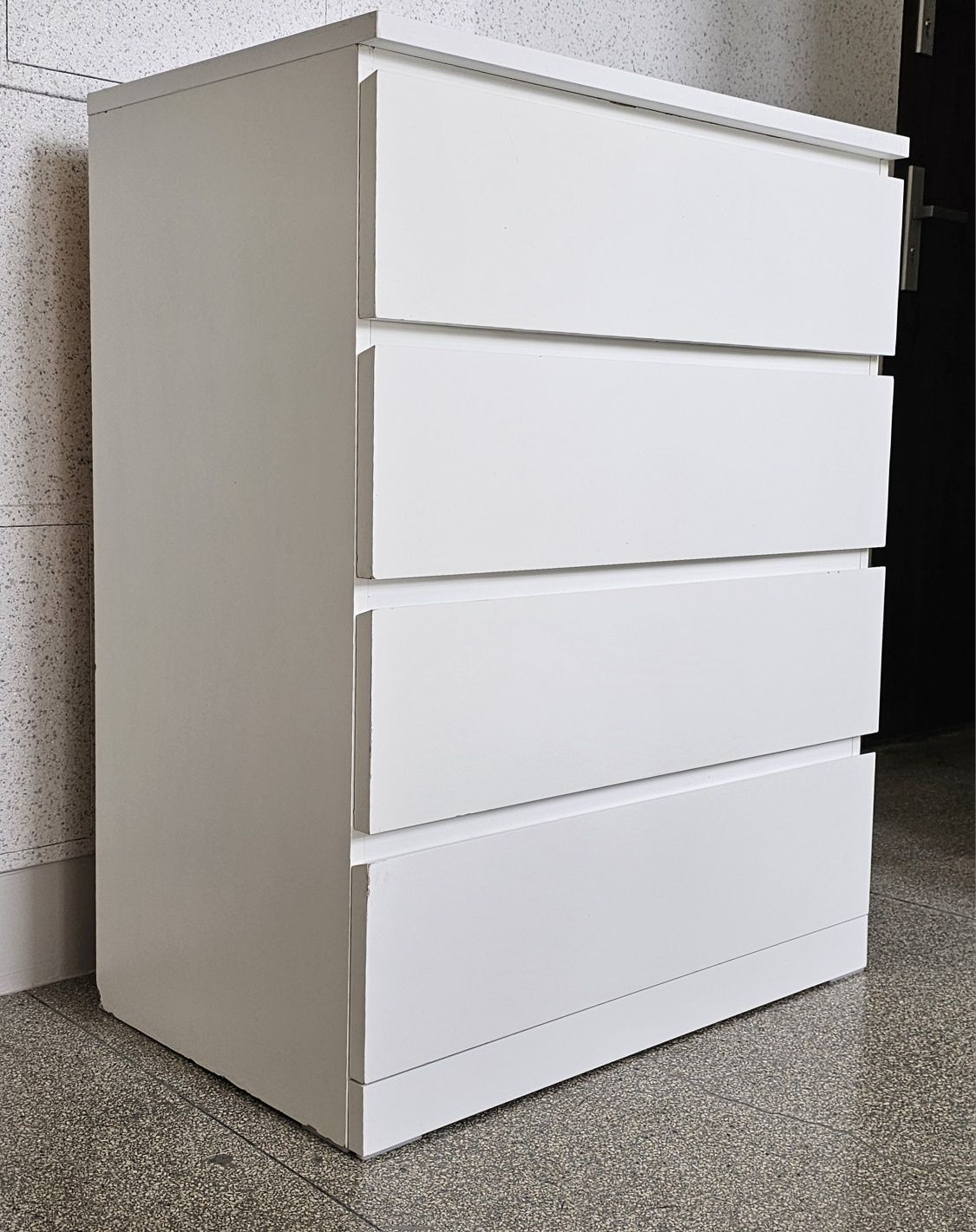 Komoda MALM z IKEA 4 szuflady, matowa
