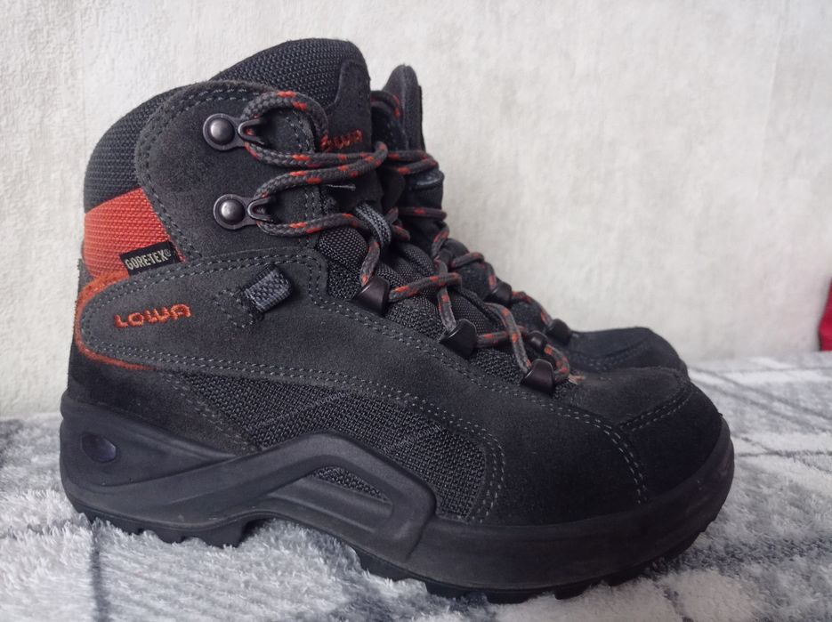 Ботінки, чоботи 34 розмір, устілка 21,5 см хлопець gore-tex Lowa