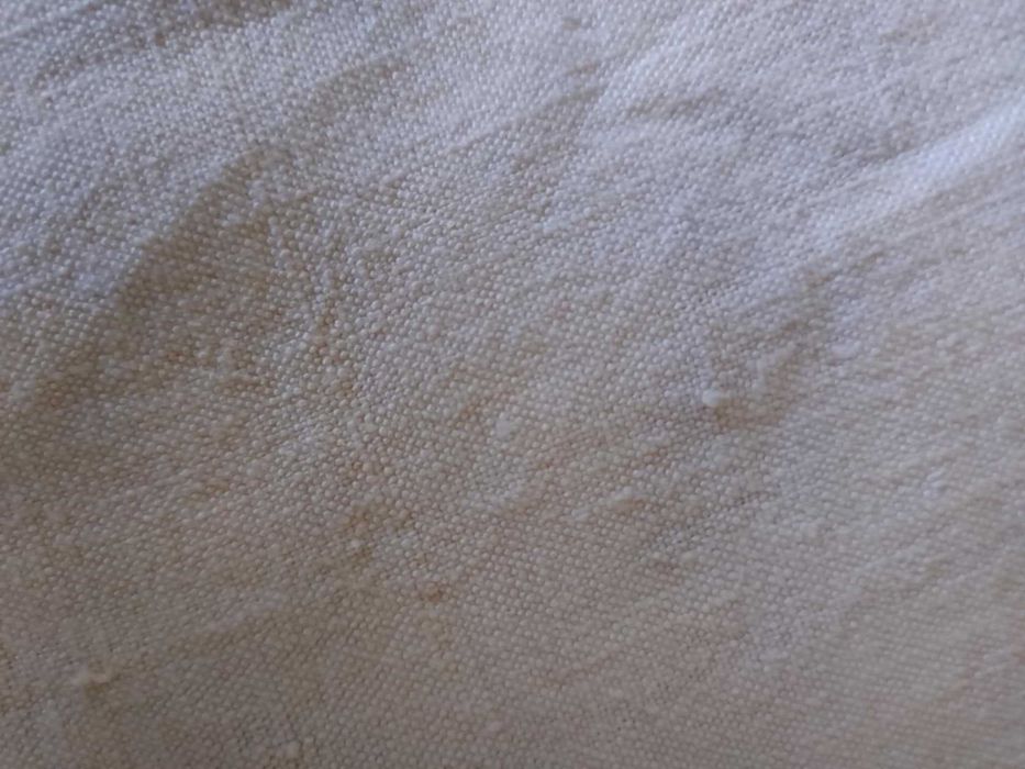 Toalha de mãos em linho antigo, com barra de crochet à mão