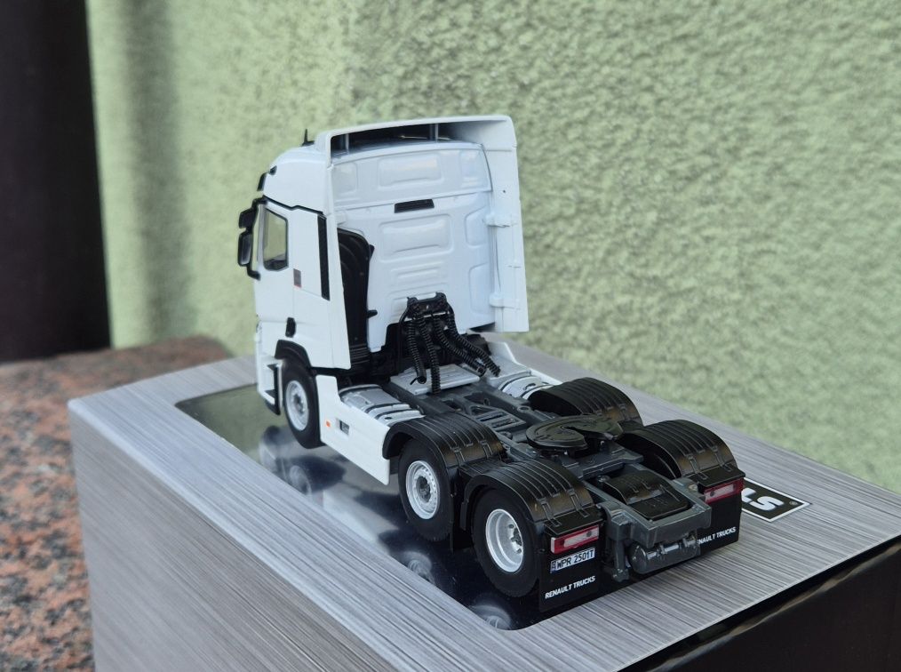 WSI Models - Renault Range T Evo 1:50 6x2