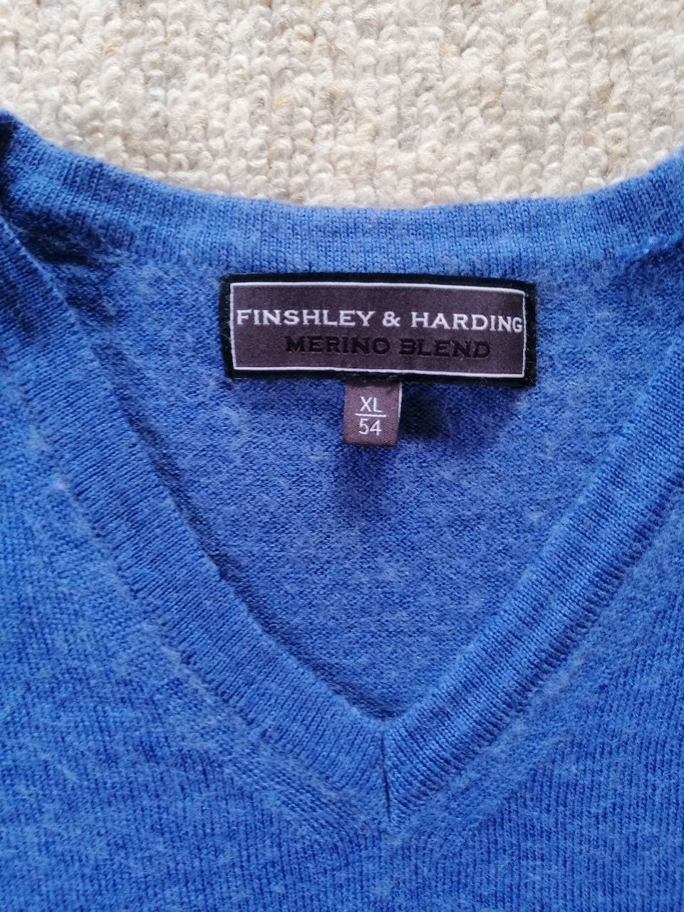 Wełniany sweter męski Finshley & Harding