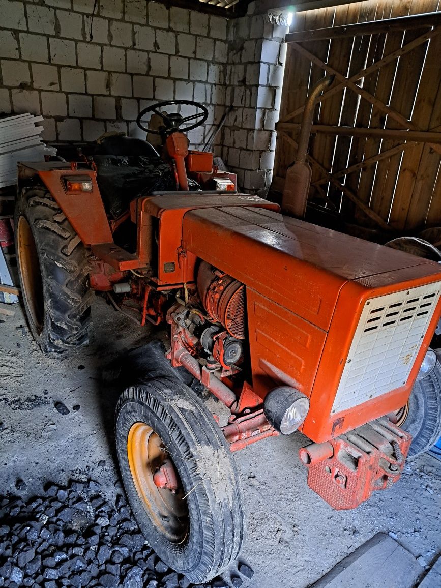 Traktor wladimirec T25-A2